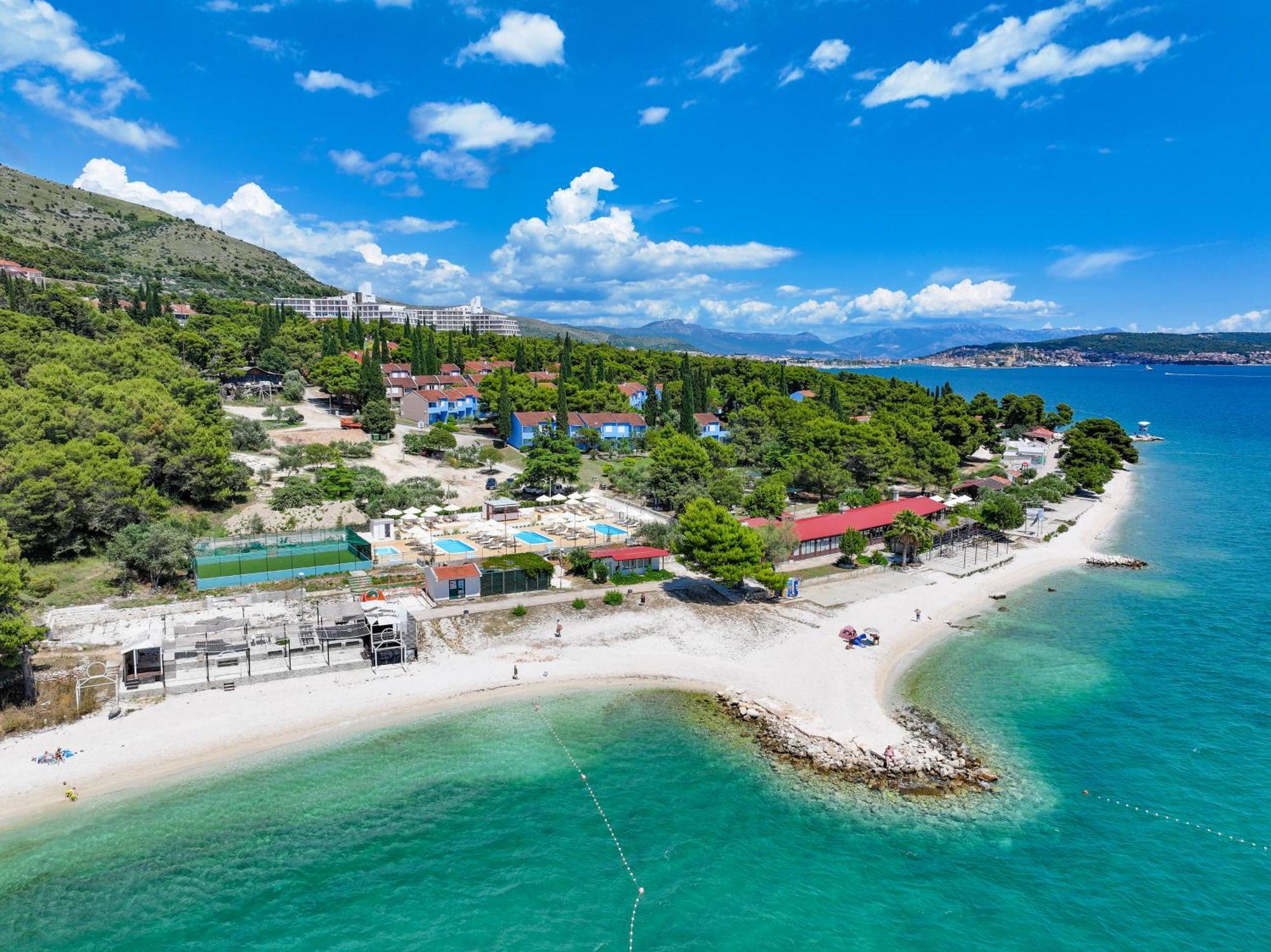 Apartments Medena Budget Τρογκίρ Εξωτερικό φωτογραφία